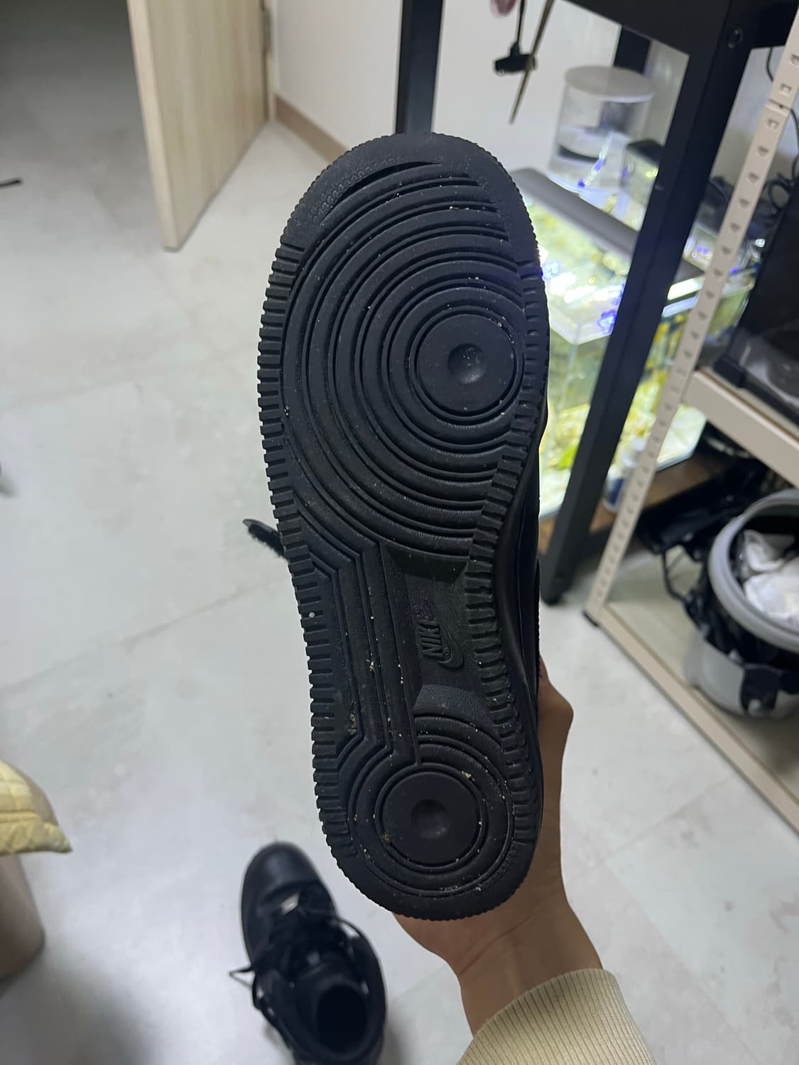 나이키에어포스 블랙 미드 265 상품이미지2