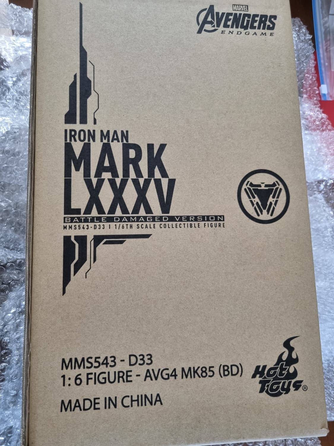 핫토이 어벤져스: 엔드게임 아이언맨 마크 85 데미지버전 상품이미지2