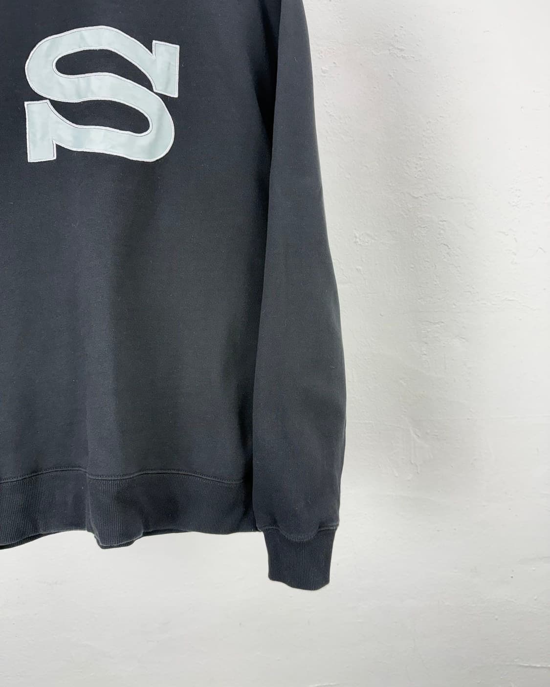 스투시 레터맨 크루넥 블랙 스웨트 셔츠 상품이미지5