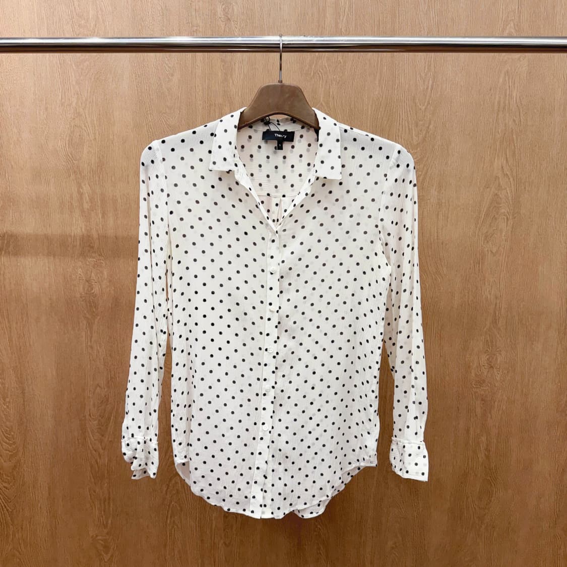 띠어리 시스루 하이넥 셔츠 실크 블라우스 도트 패턴 디테일 화이트 상품이미지2