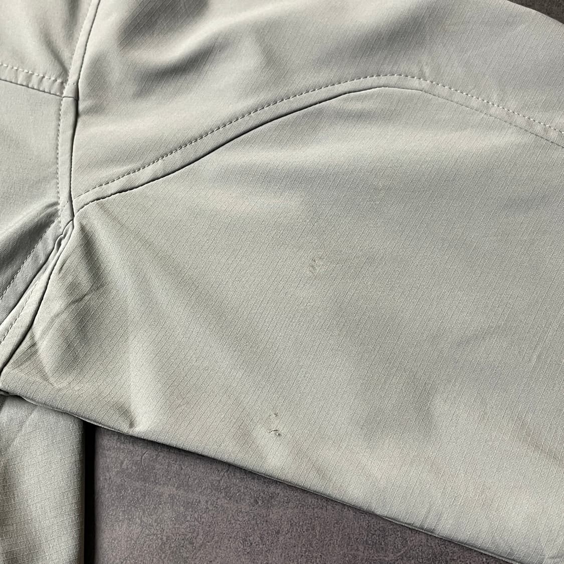 COLUMBIA 컬럼비아 빈티지 라이트그레이 윈드브레이커 A00504 상품이미지5