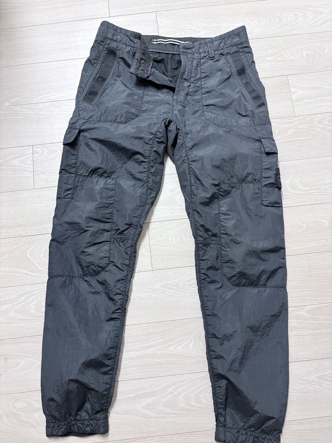 스톤아일랜드 나일론 팬츠 상품이미지1