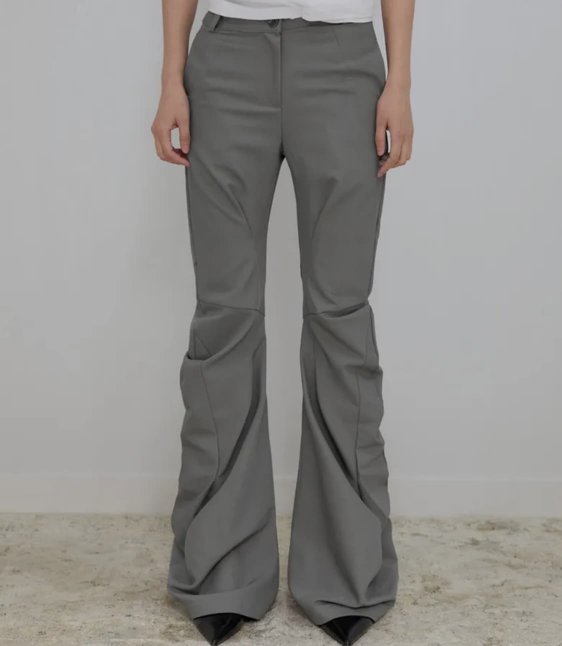 (구매글) 플레어업 asymmetrical drape pants 상품이미지1