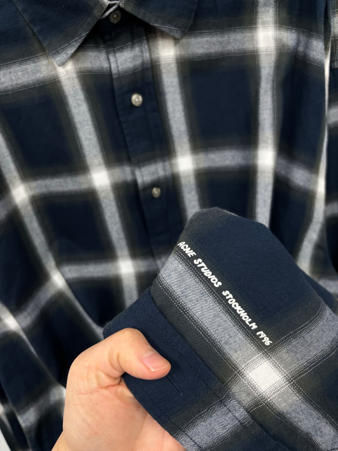 아크네스튜디오 버튼업 체크셔츠    상품이미지4