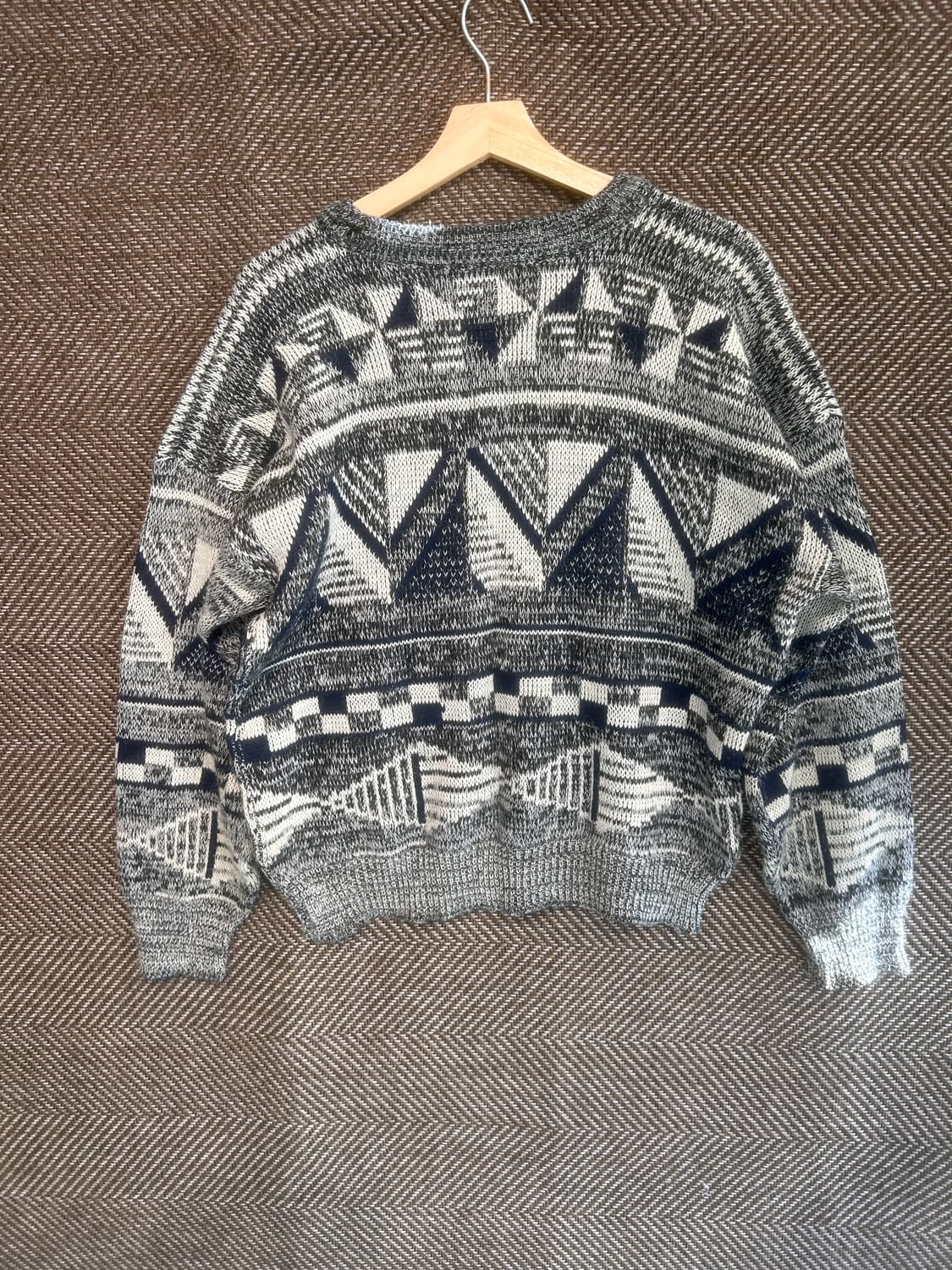 Jolly campa 패턴 니트 상품이미지7