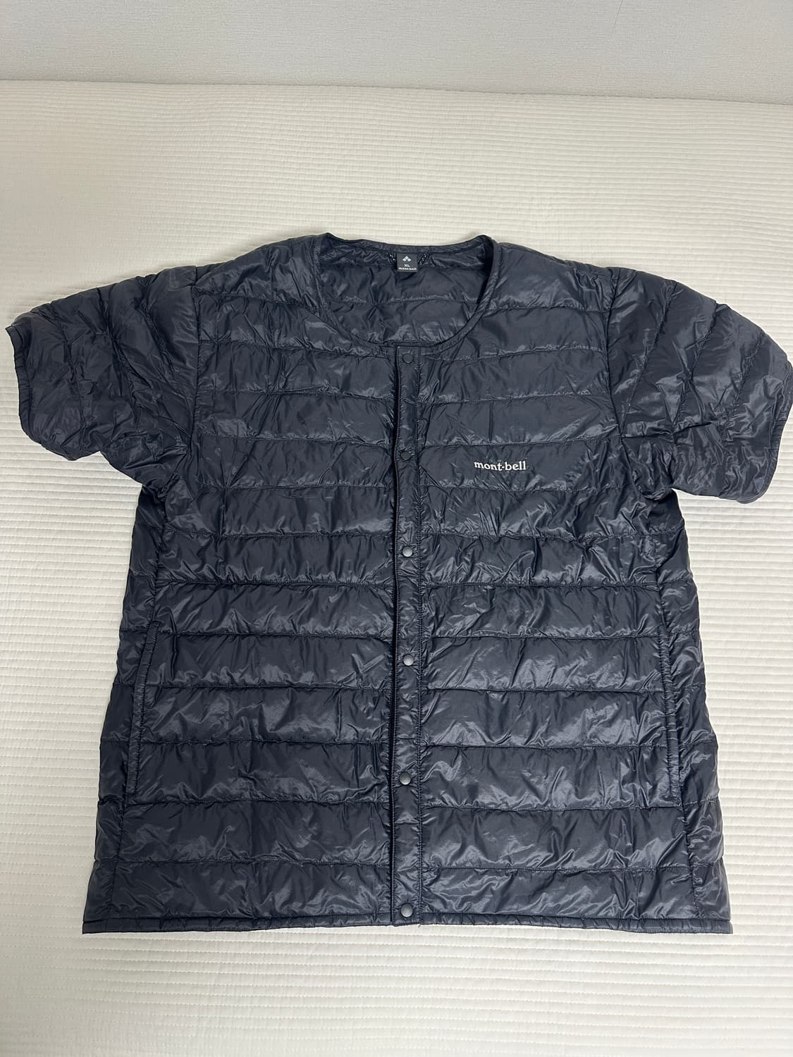 몽벨 슈페리어 반팔패딩 XL 판매합니다. 상품이미지1