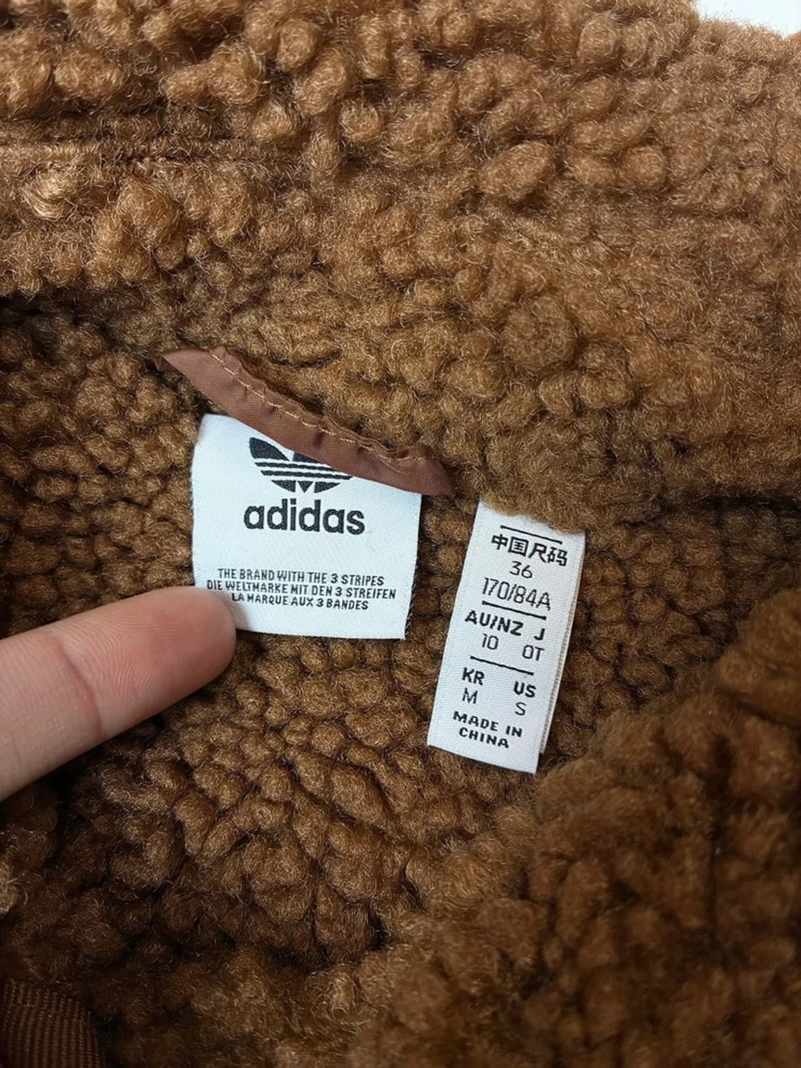 아디다스 아디컬러 쉐르파 코트 PN5711    상품이미지8