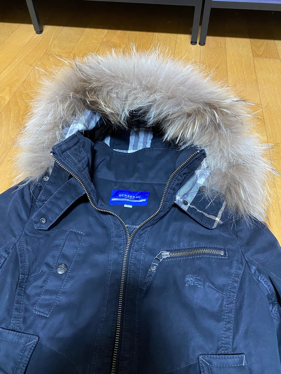 버버리 퍼 후드 자켓 상품이미지2