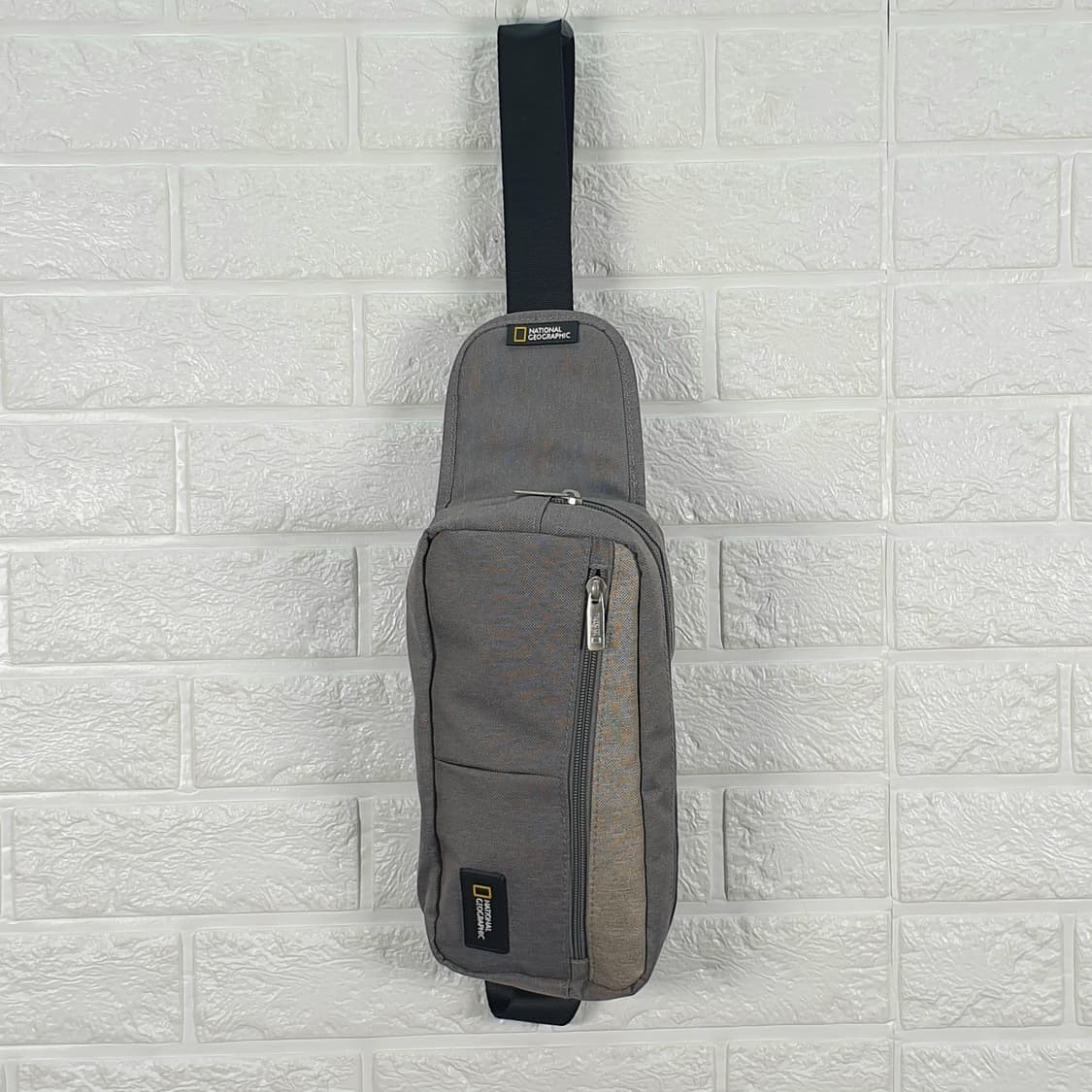 내셔널지오그래픽 슬링백 상품이미지1