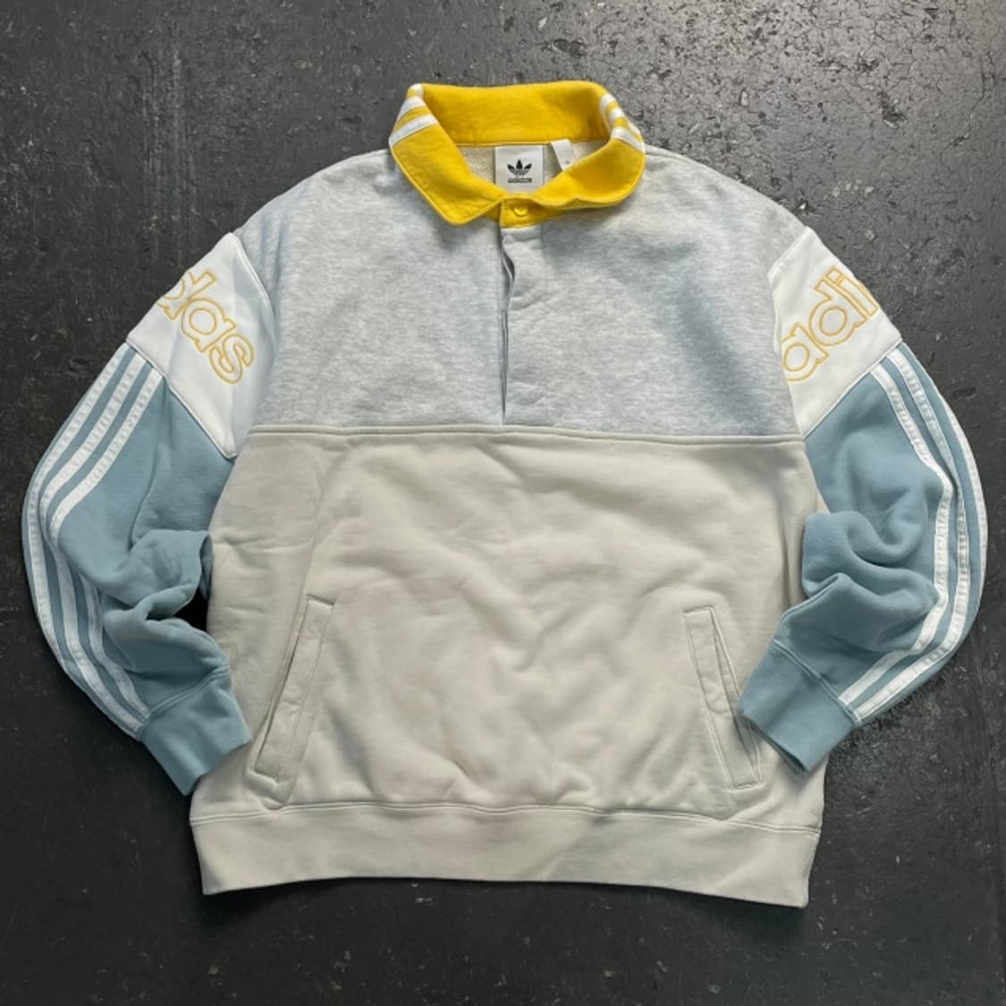 105 아디다스 럭비 맨투맨  상품이미지1