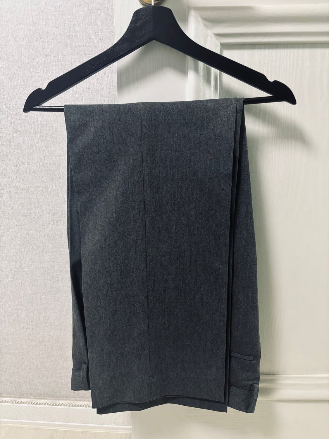 무신사 스탠다드 와이드 히든 밴딩 슬랙스 미디엄 그레이 32 상품이미지1