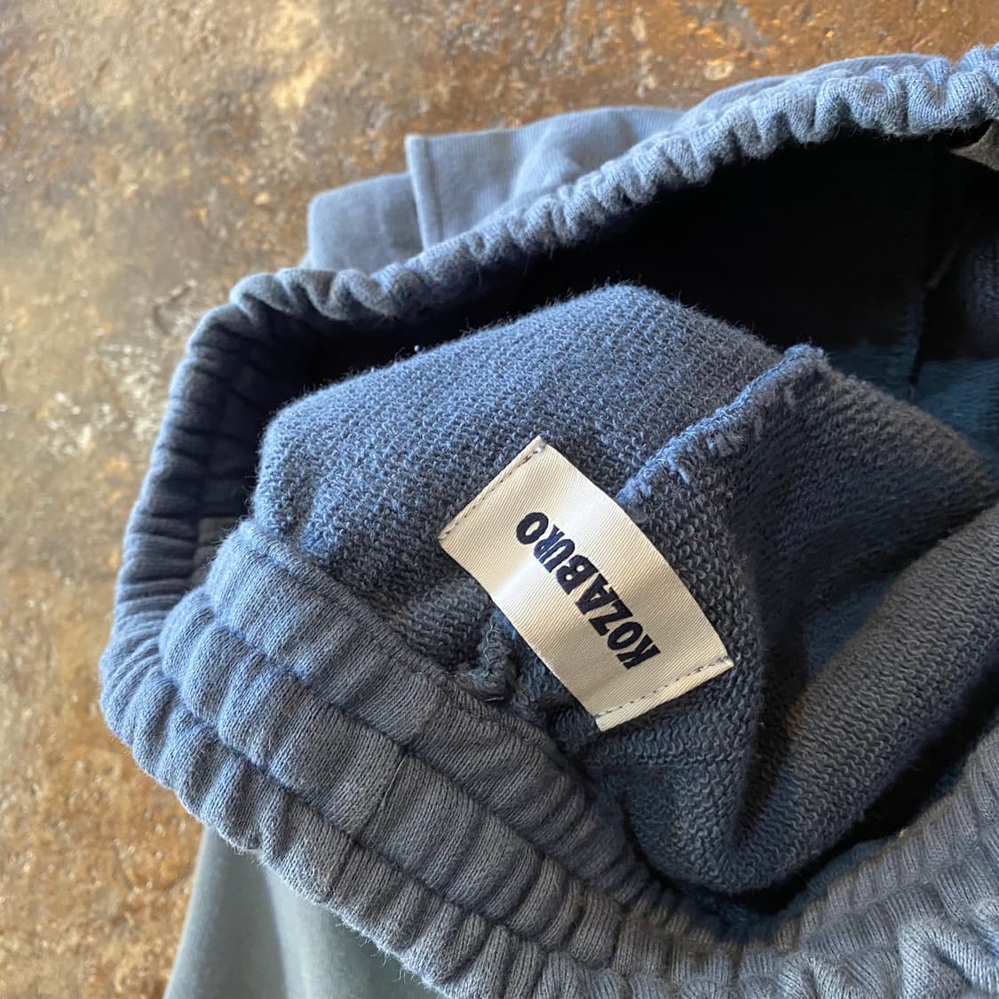 Kozaburo 부츠컷 에이징 스웻팬츠 상품이미지8