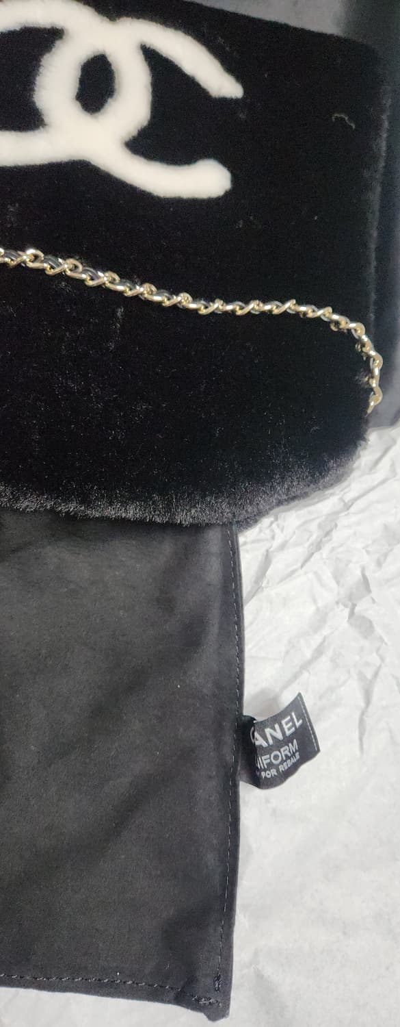 샤넬 시어링 머프백.  올해신상 한정판 프랑스. 현재중고거래물품없음 상품이미지4