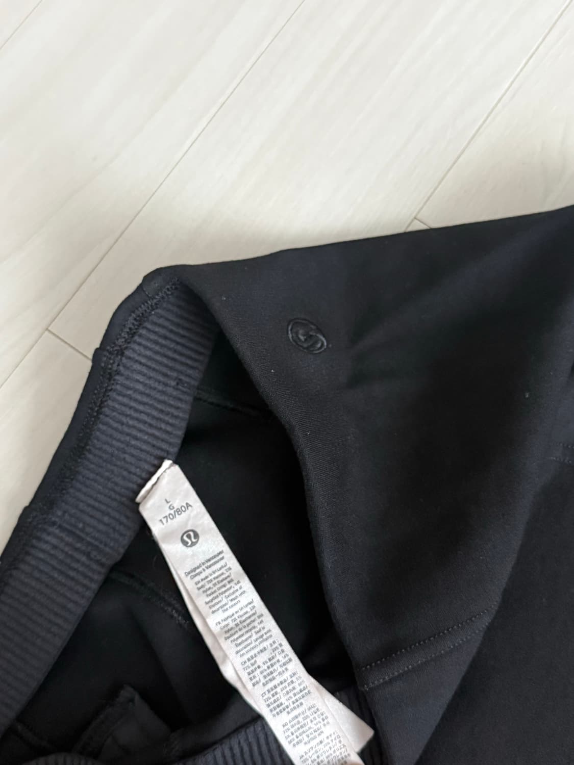 룰루레몬 스트레치 니트 스트레이트 레그 풀온 팬츠 블랙  상품이미지4