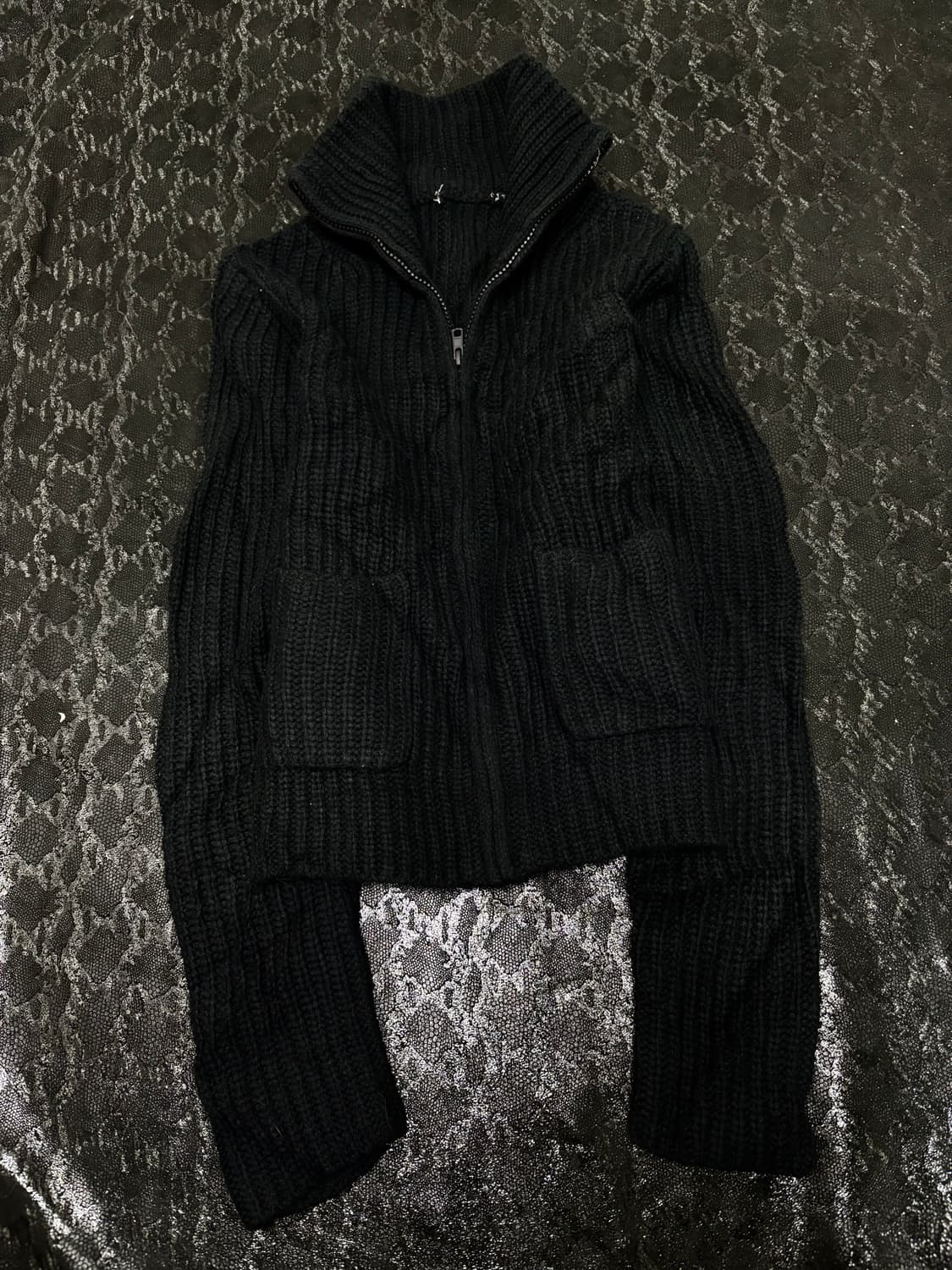 “Vintage” Minimal Mood Black Knit 상품이미지5