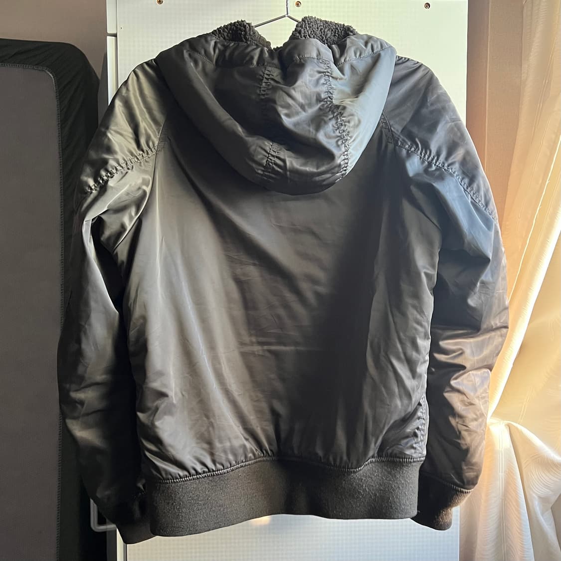 유니클로x키미노리모리시타 셔링 MA-1 카키 상품이미지5