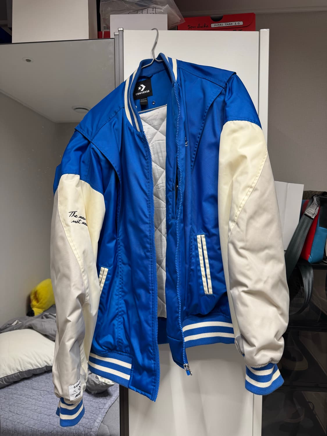 아더에러 컨버스 바시티 자켓 L 판매합니다 상품이미지2