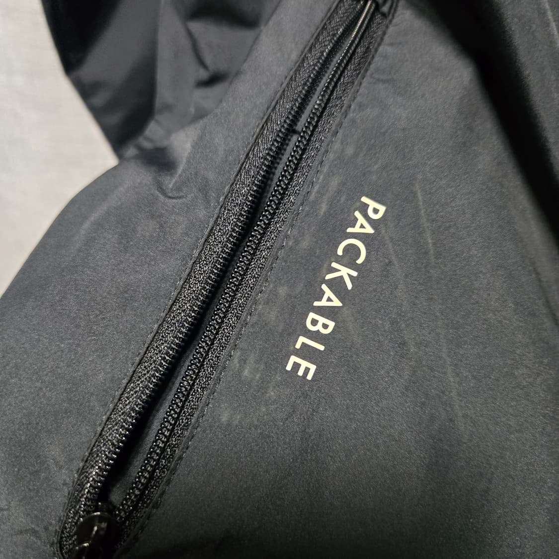 나이키 빅로고 팩커블 간절기 바람막이  블랙  상품이미지5