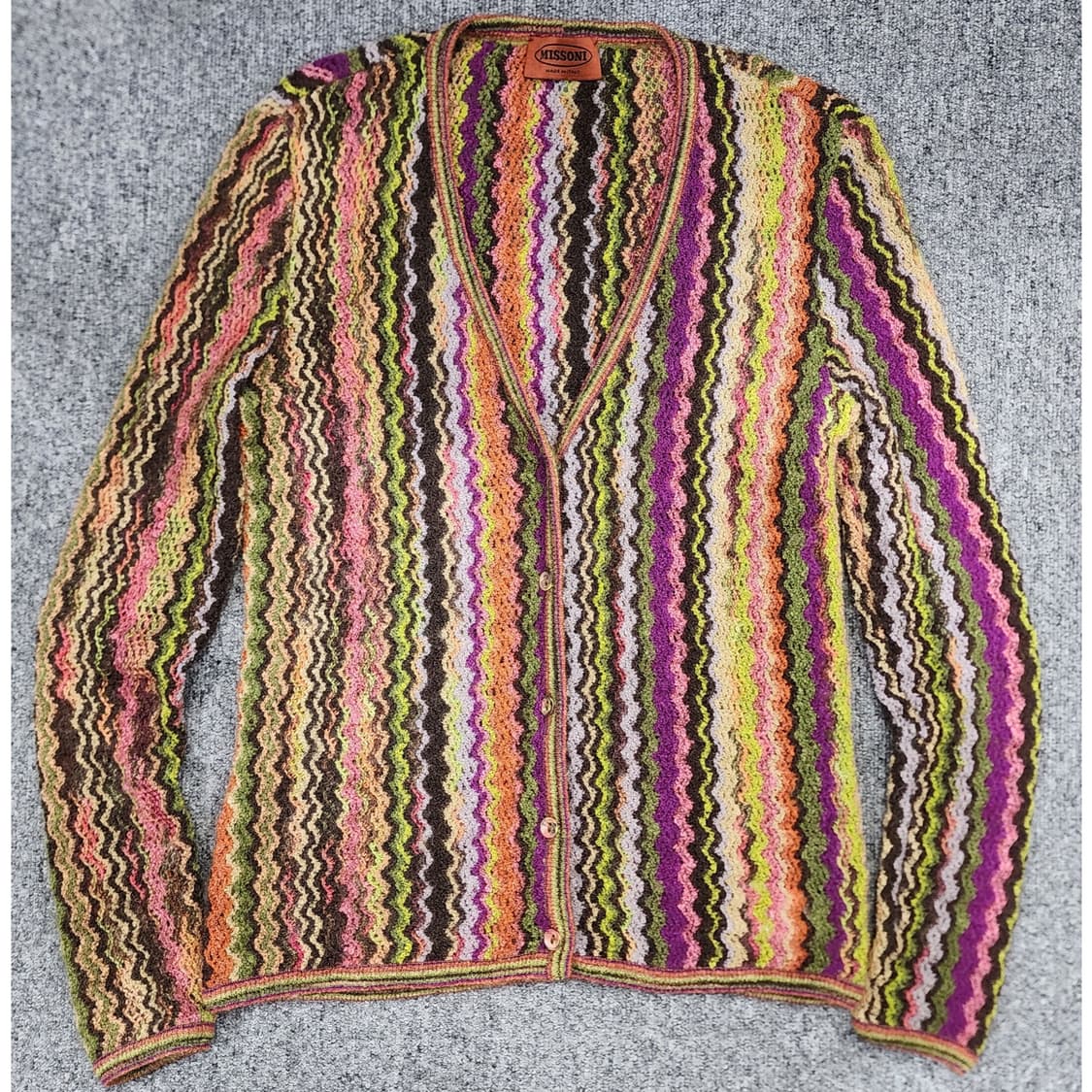 미쏘니 멀티컬러 지그재그패턴 빈티지 니트 가디건 40 상품이미지1