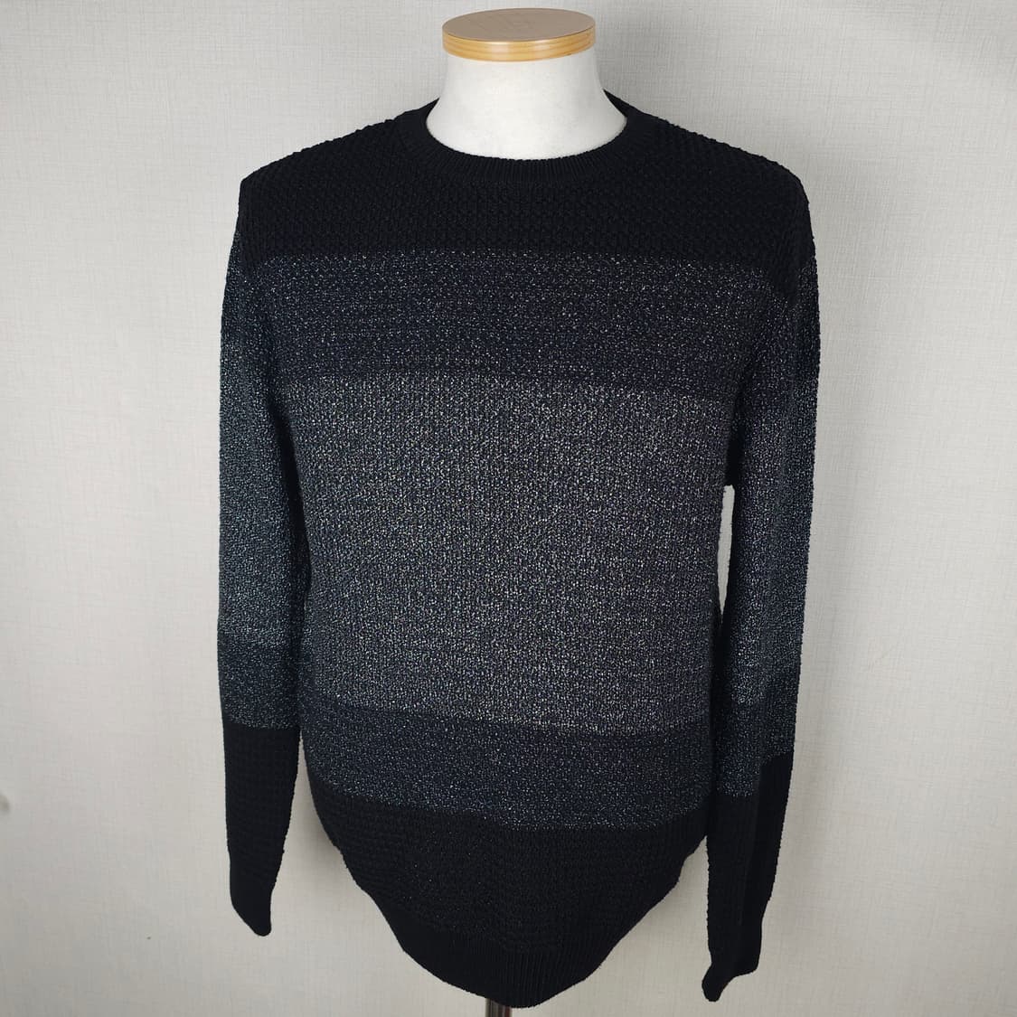 자라 라운드니트티 남자95사이즈  상품이미지1