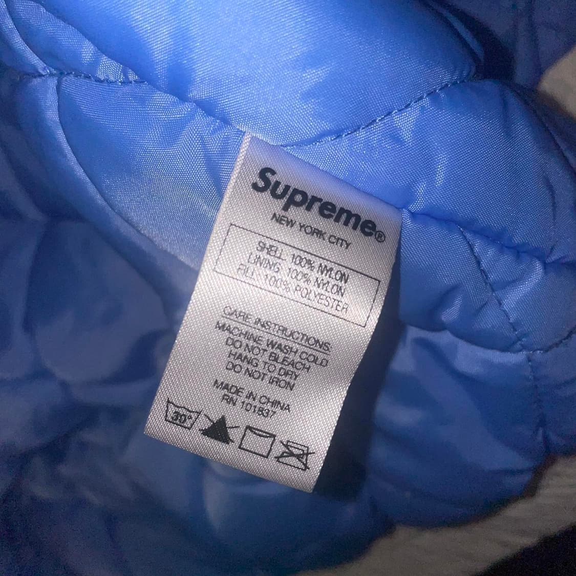 슈프림 슬리브 스크립트 사이드라인 자켓 화이트 상품이미지4