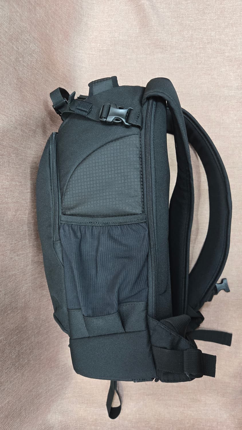 [Lowepro] 로우프로 정품 프리미엄 카메라 백팩 (블랙) 상품이미지3