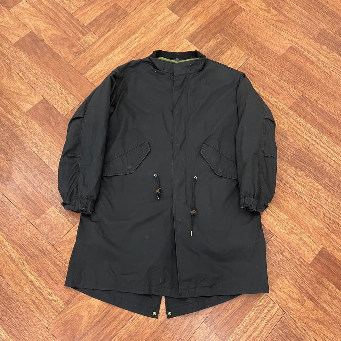 카이아크만 블랙 피쉬테일 파카 상품이미지1