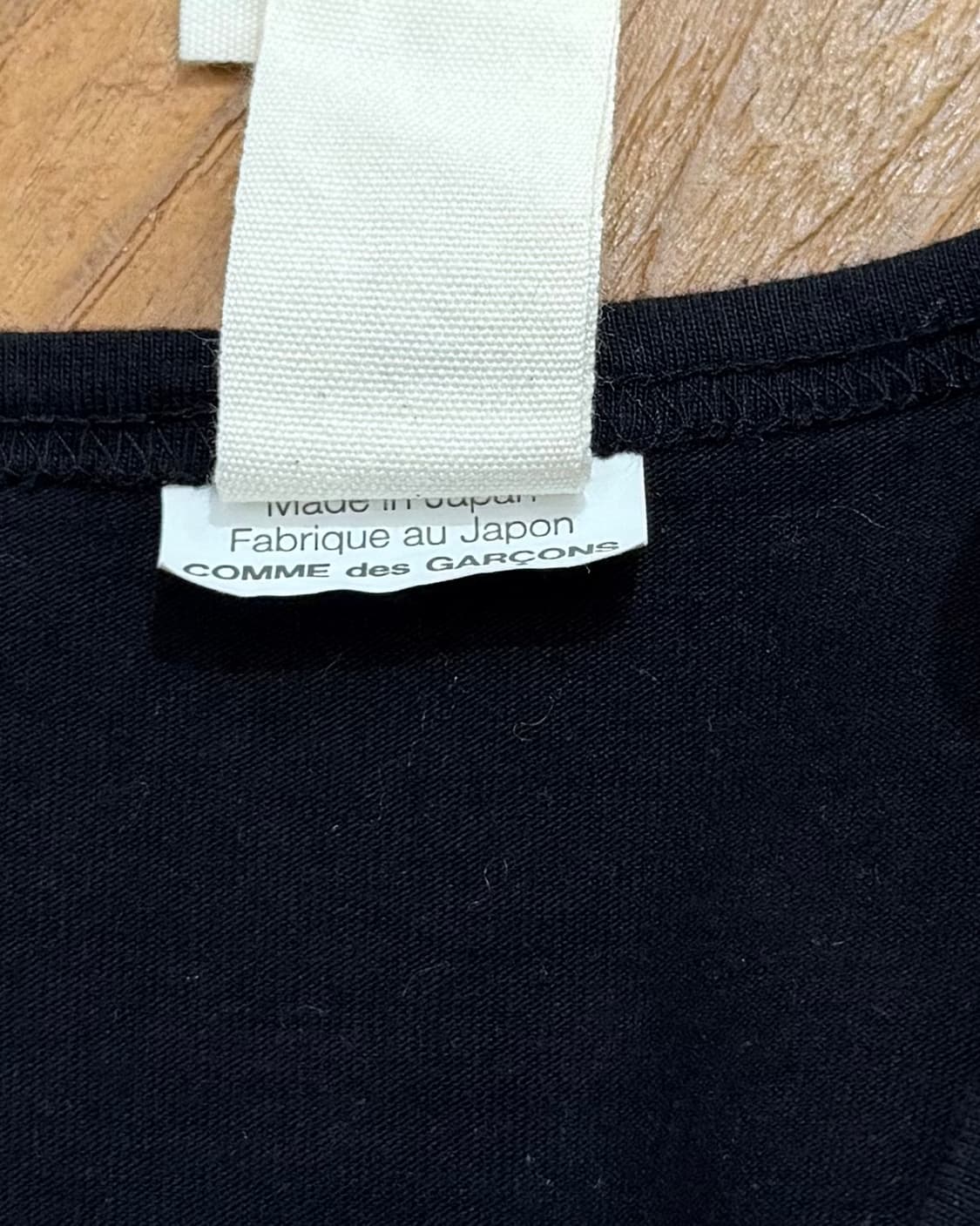 꼼데가르송 타오 블랙 백 패턴 시퀸장식 7부 티셔츠 상품이미지8