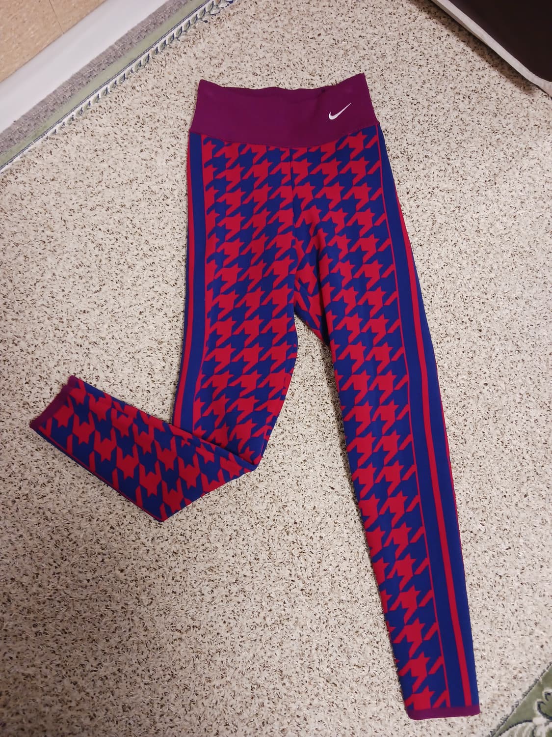 나이키 하이웨스트 니트레깅스 상품이미지1