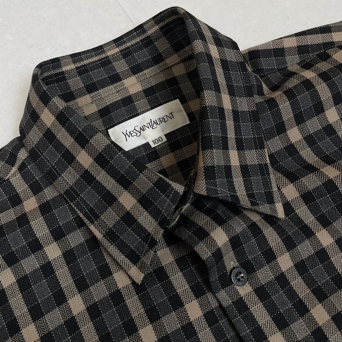 입생로랑 Yves Saint Laurent 오버핏 체크 포켓 셔츠 100 상품이미지2