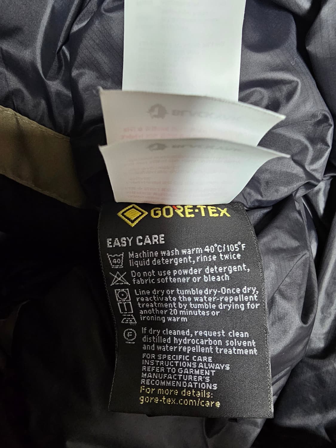 블랙야크 엣지 고어텍스 구스패딩 90 상품이미지5