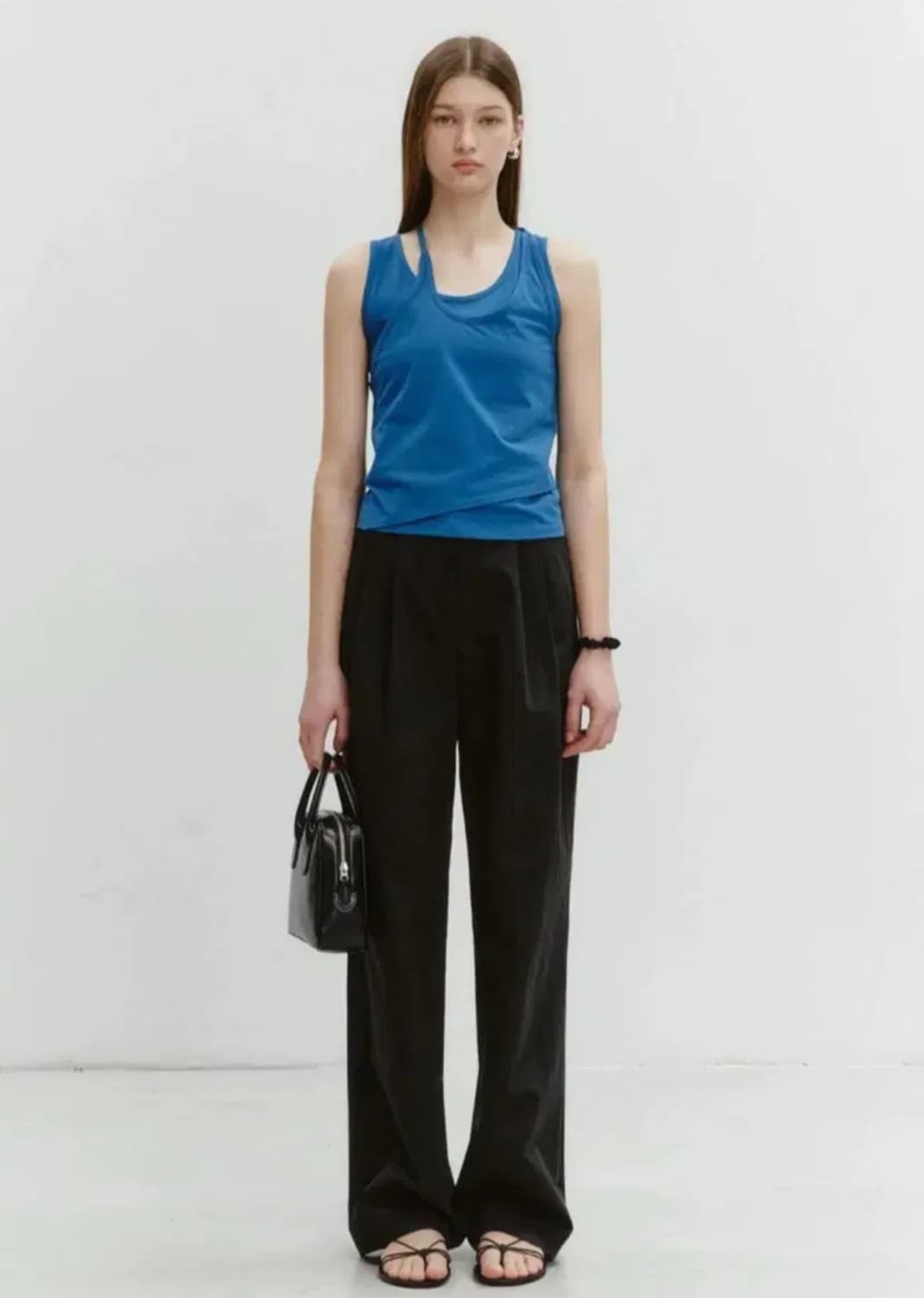 던스트 레이어드 슬리브리스 블루 상품이미지1