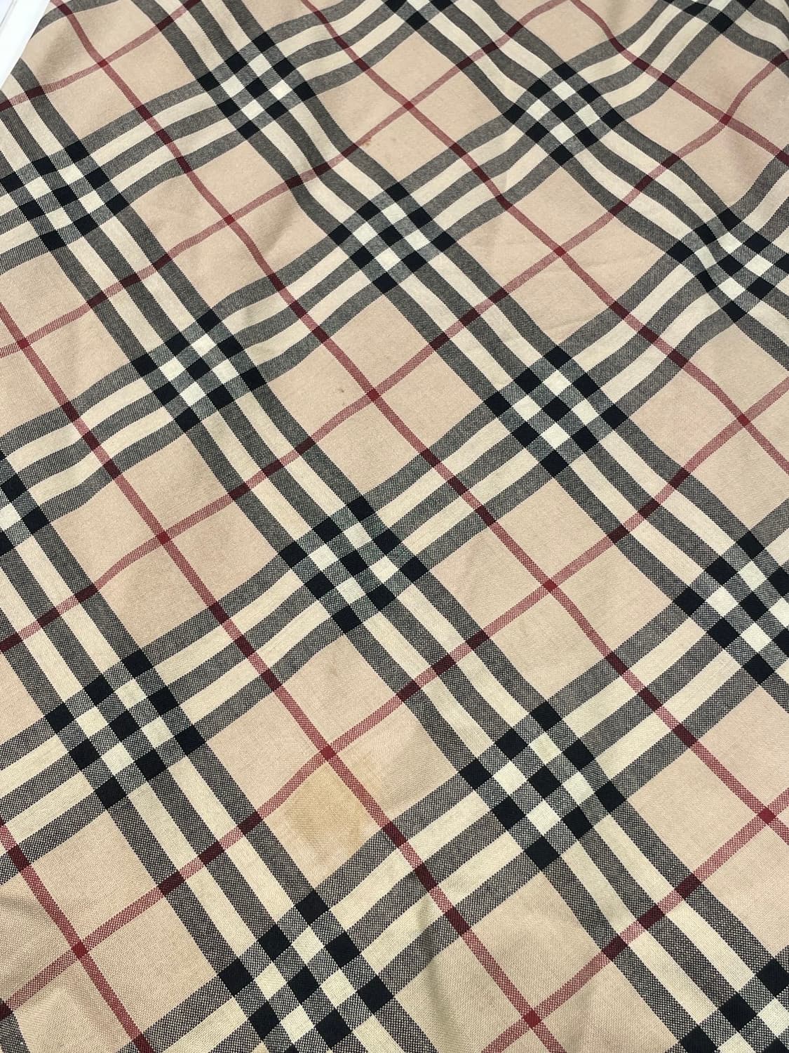 버버리 베이지 노바체크 미디스커트 상품이미지10