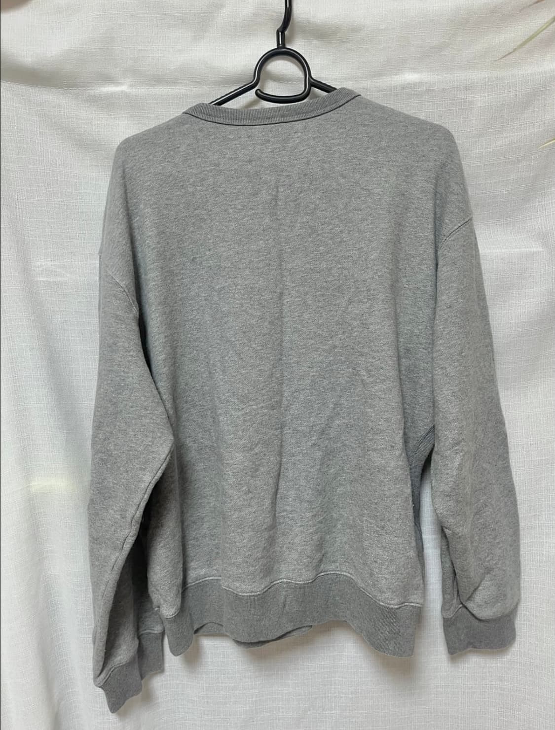 토가 h&m 컷아웃 맨투맨 s사이즈 상품이미지2