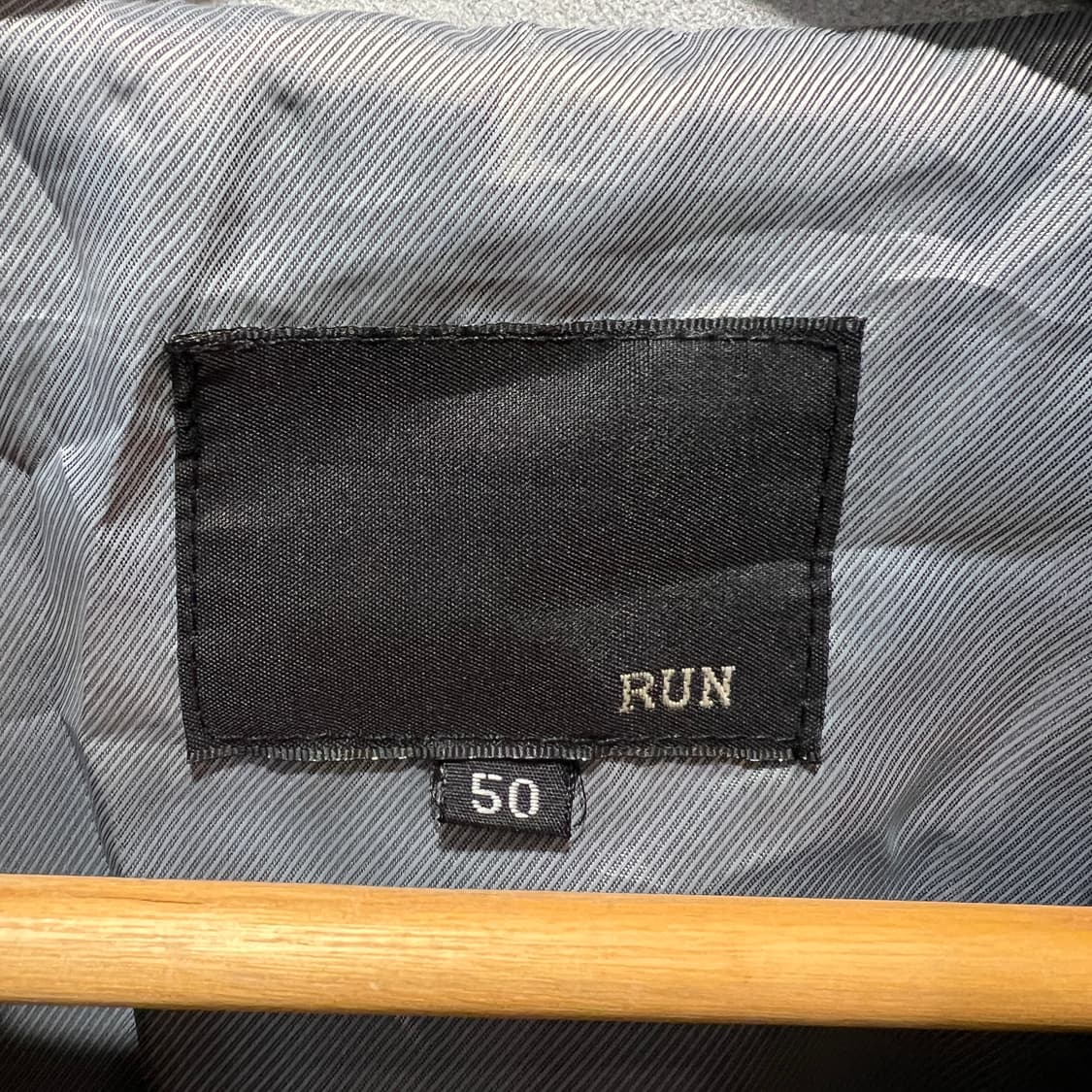 Run 화이트 스웨이드 자켓 상품이미지3