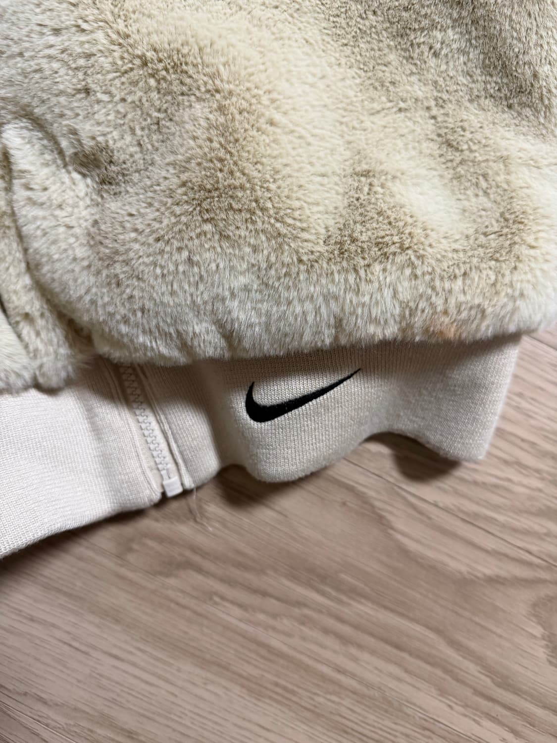 나이키 백 빅스우시 로고 퍼 후드 자켓 상품이미지4