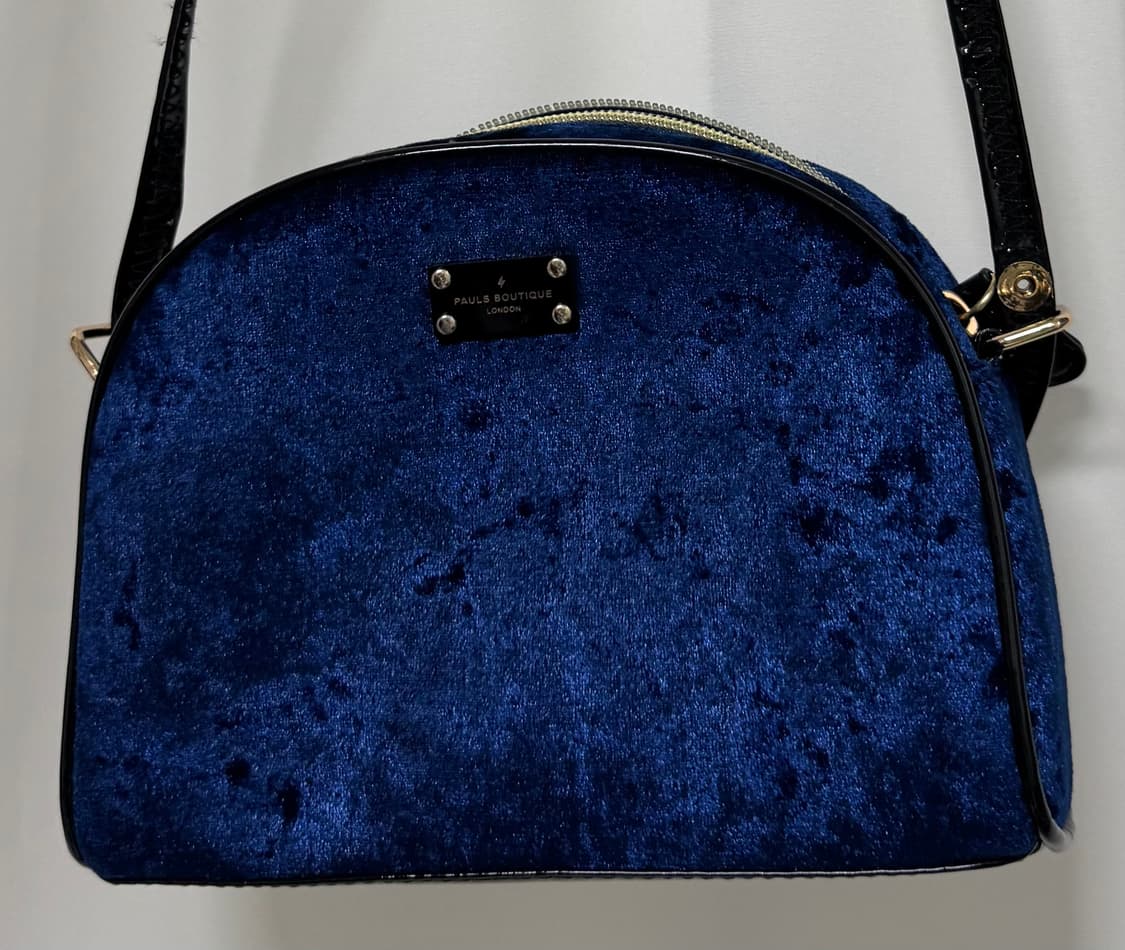 폴스부띠끄 벨벳 크로스백 상품이미지2