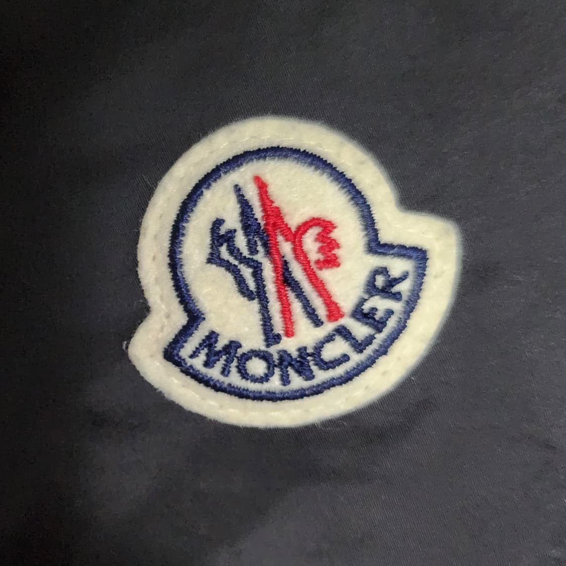 [새상품급]몽클레어 그림퍼스 후드 자켓 바람막이 4사이즈 블랙 상품이미지3