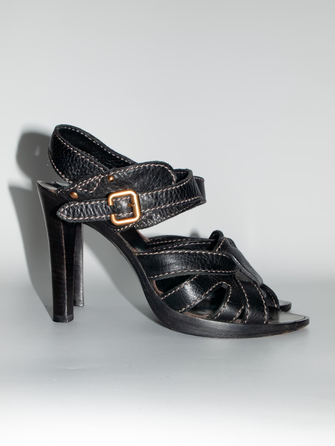 Pebbled Leather Strappy Sandal 상품이미지3