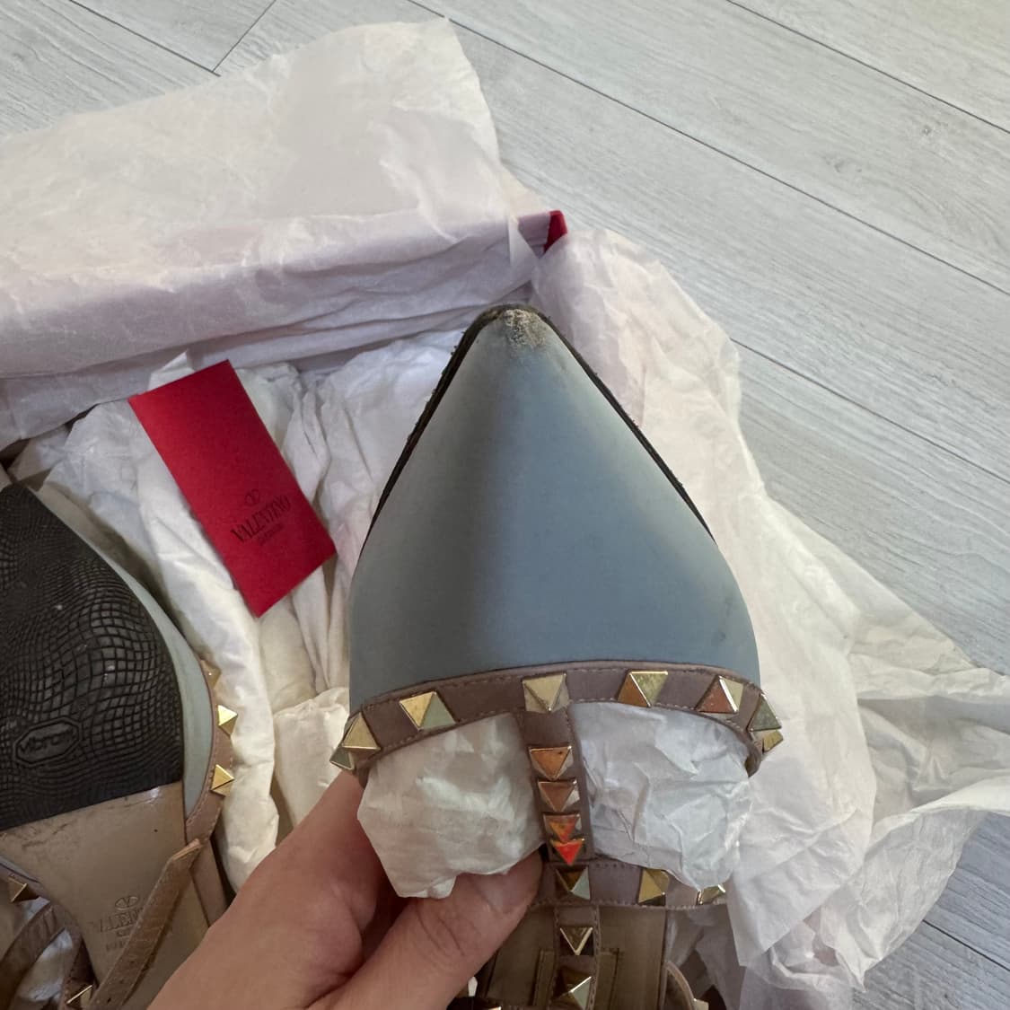 발렌티노 락스터드 힐 상품이미지5