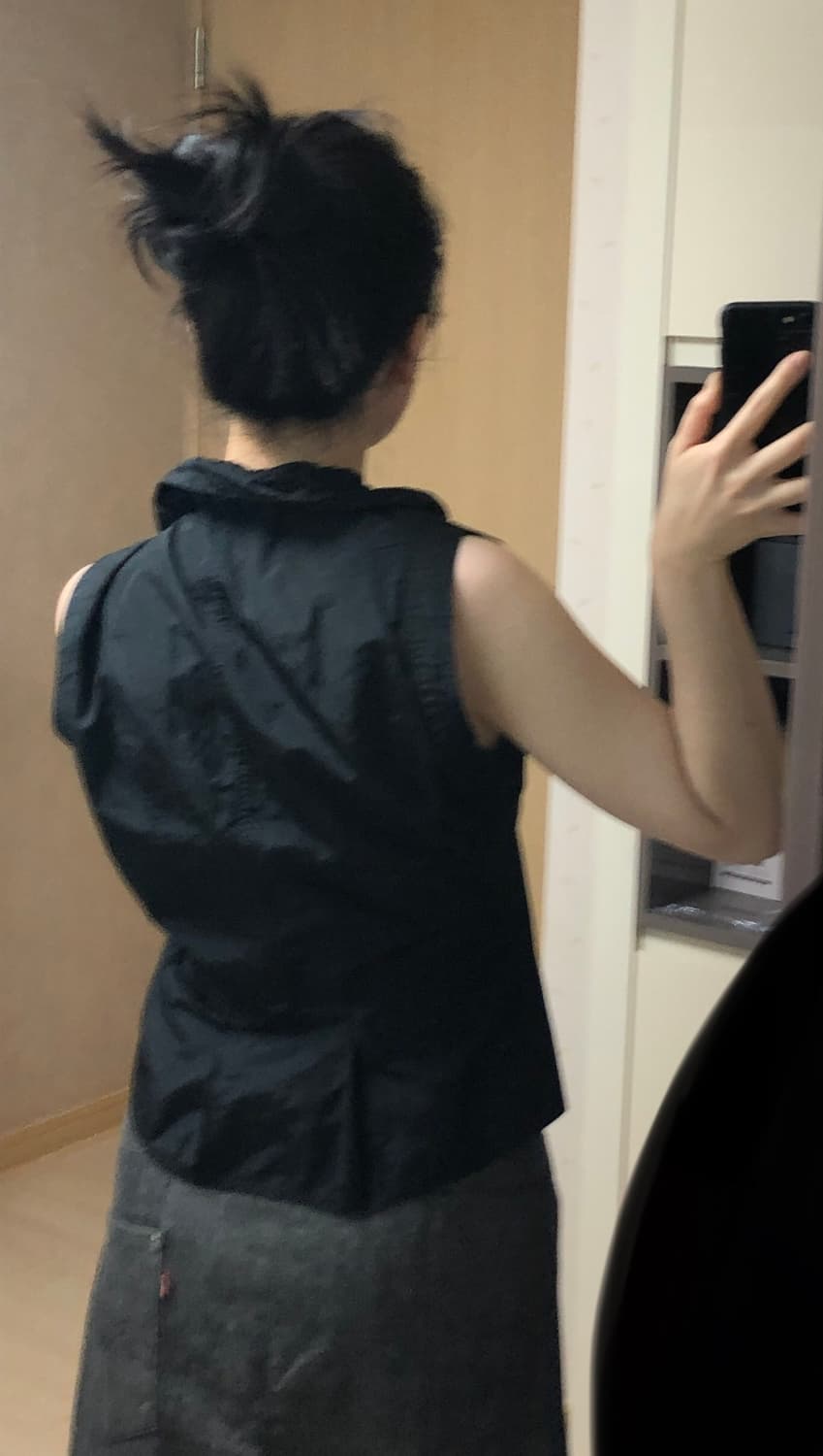 나일론 셔링 러플 버튼 베스트 조끼 슬리브리스 프릴 나시 상품이미지2