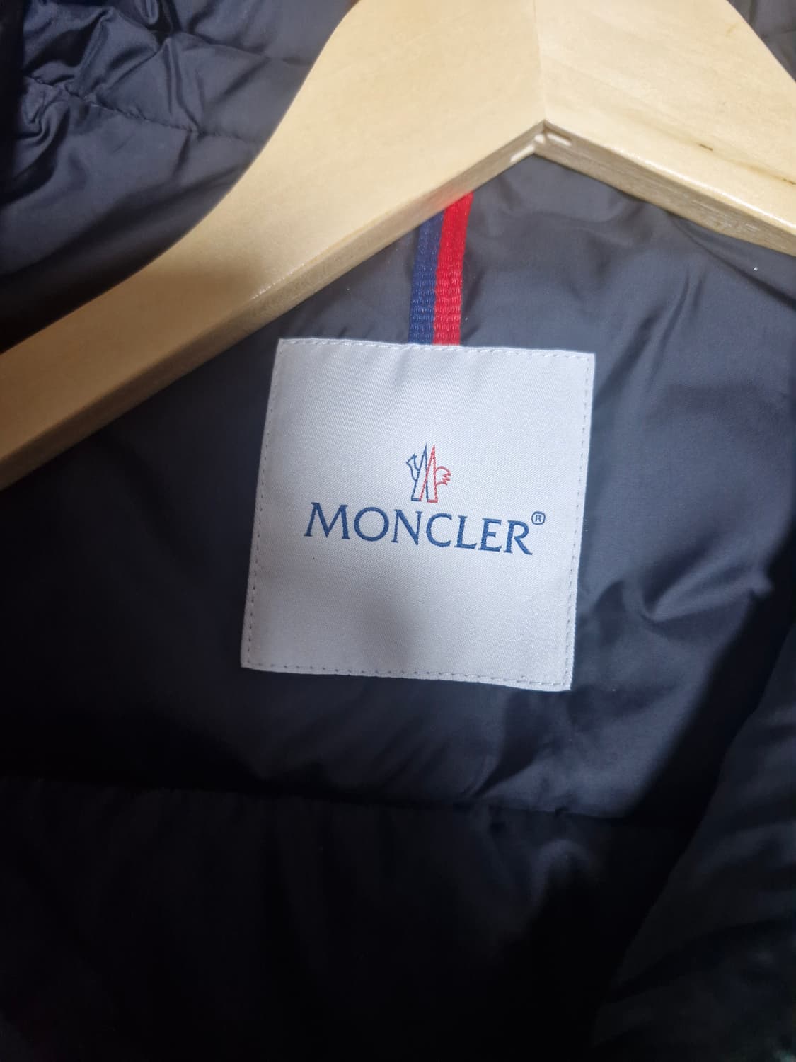 정품 몽클레어 일본판 DUPRES GILET 그린 2사이즈 상품이미지4