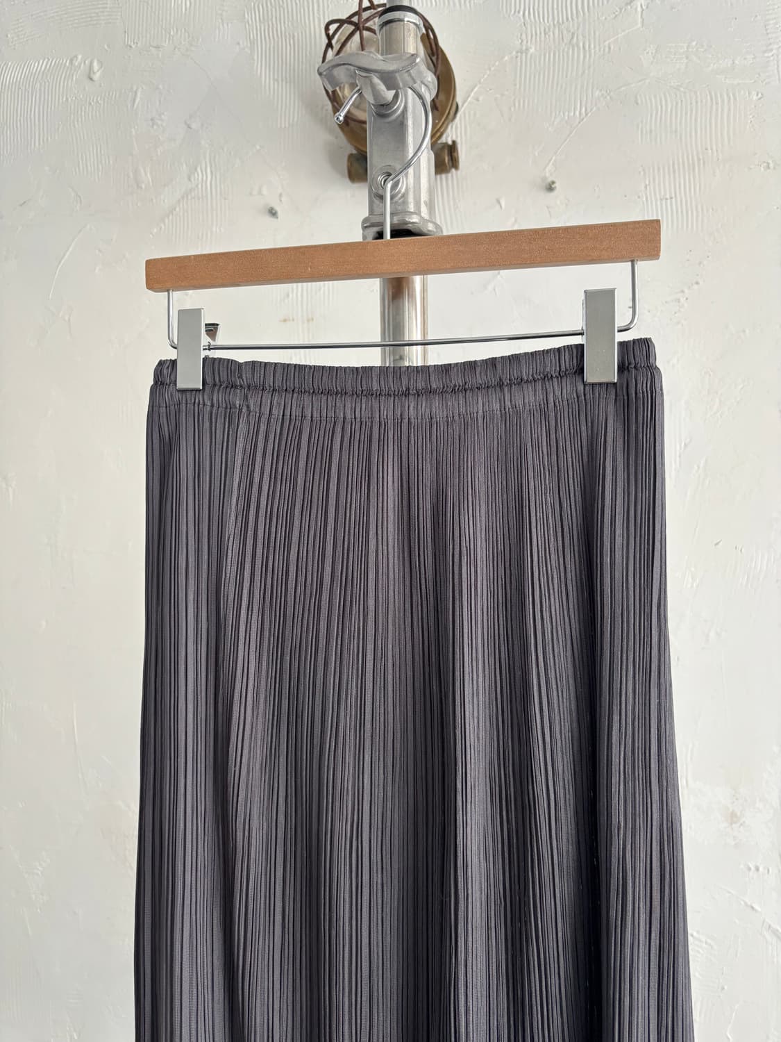 Pleats Please 플리츠플리즈 그레이 플리츠 롱 스커트  상품이미지6
