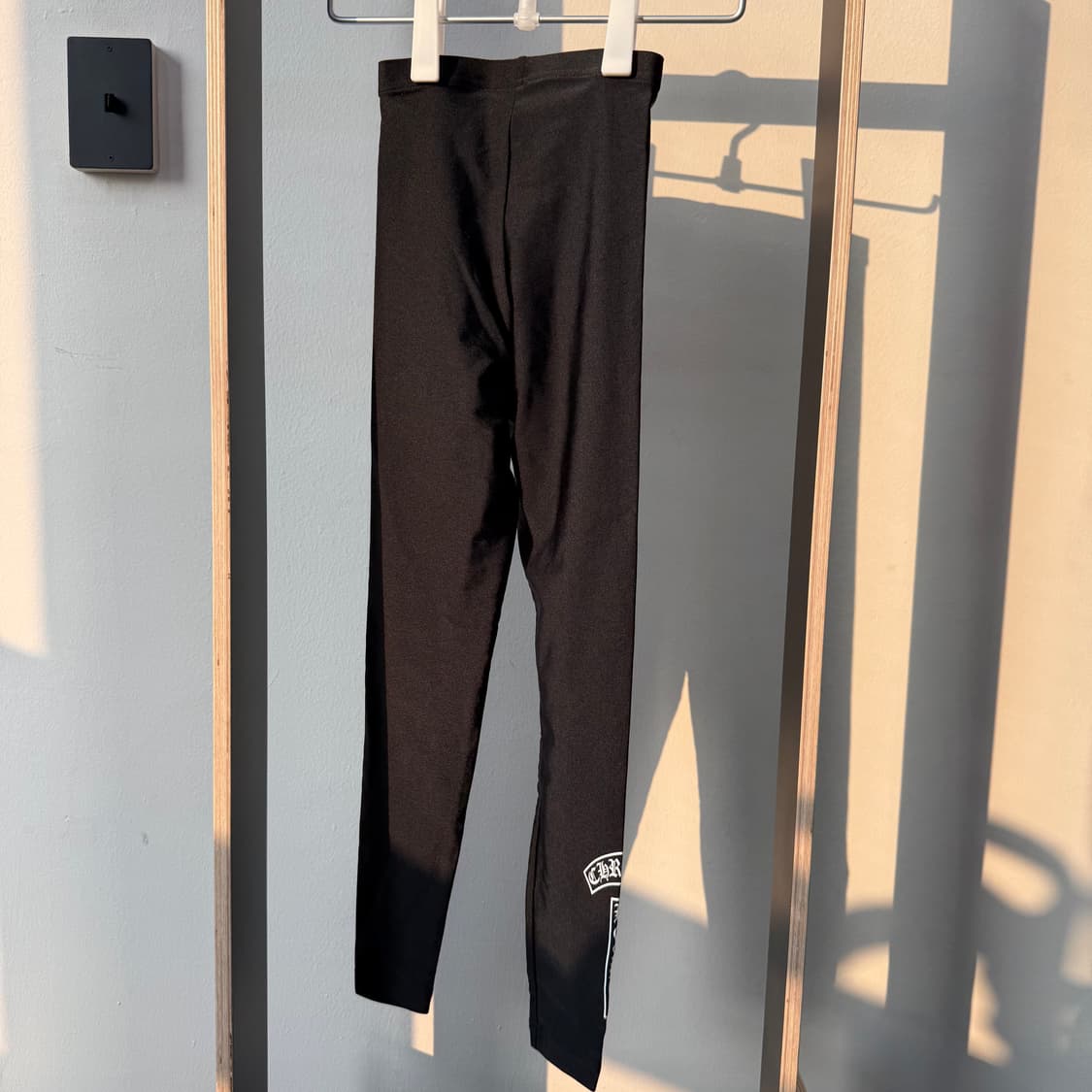 크롬하츠 로고 레깅스 블랙  상품이미지4