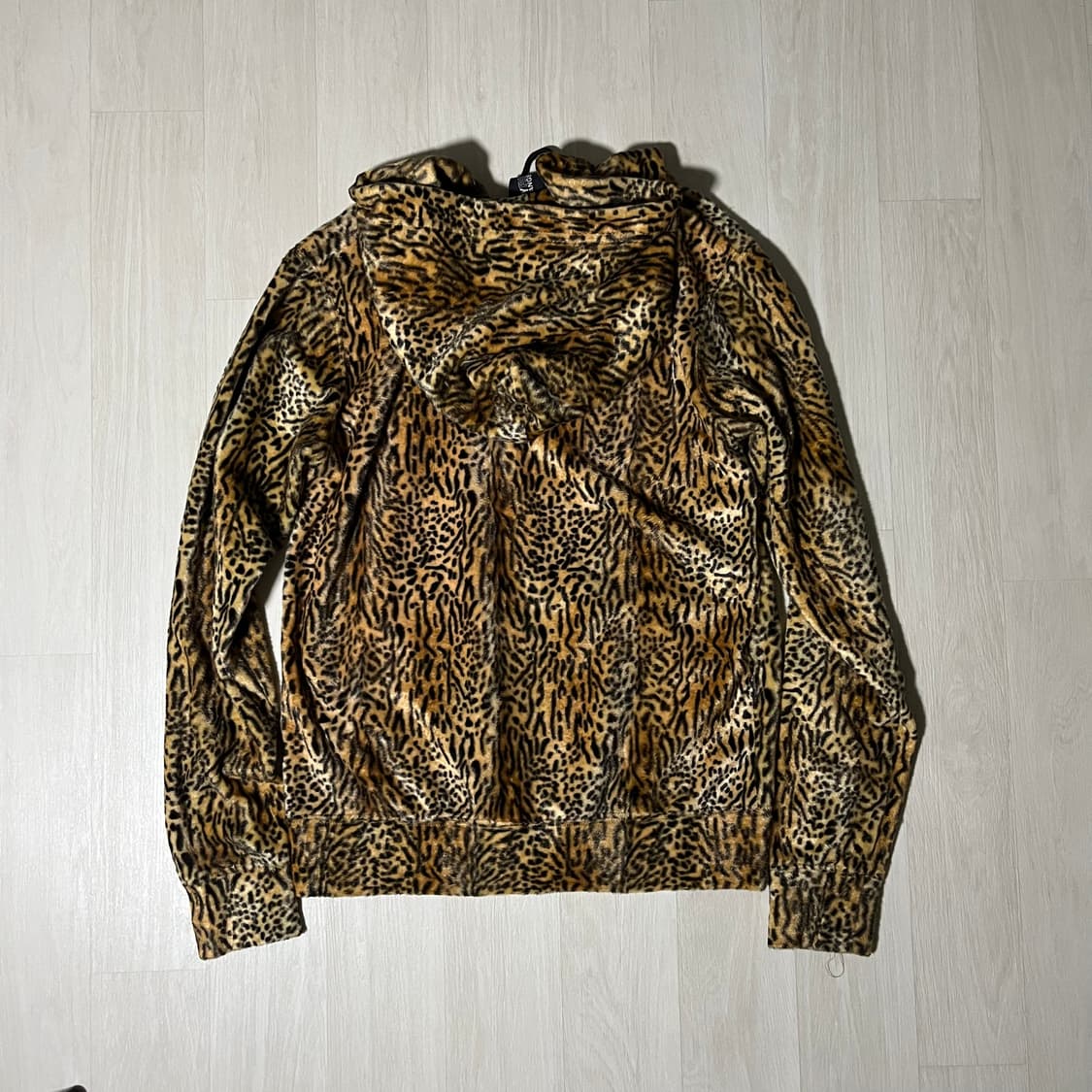 Joyrich . 조이리치 투웨이 레오파드 후드집업 상품이미지2