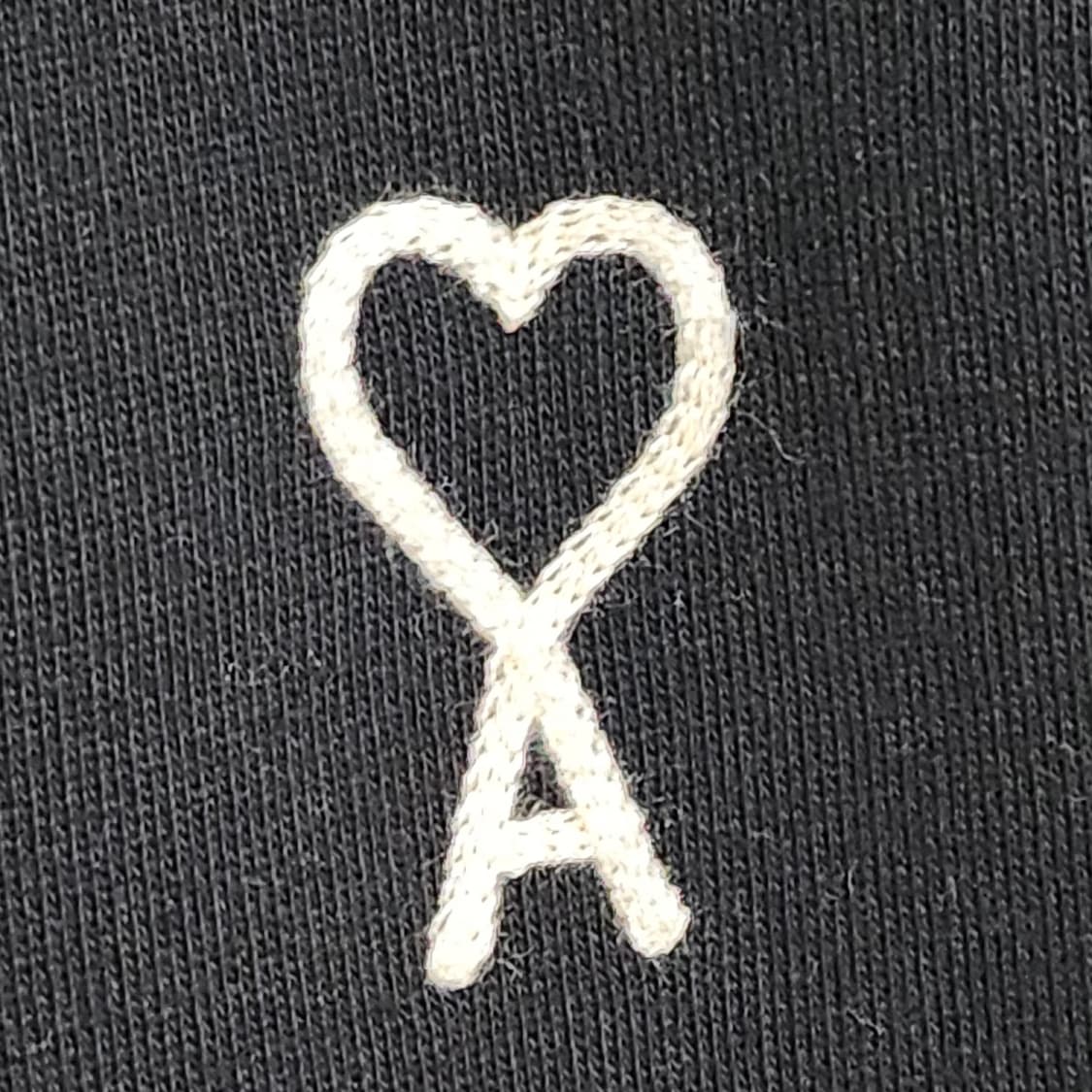 [L] 아미 블랙 체인 하트자수 맨투맨 E20HJ031 상품이미지7