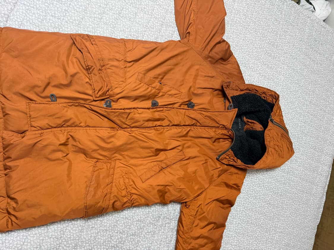 띠어리 남성 패딩 105사이즈 상품이미지2