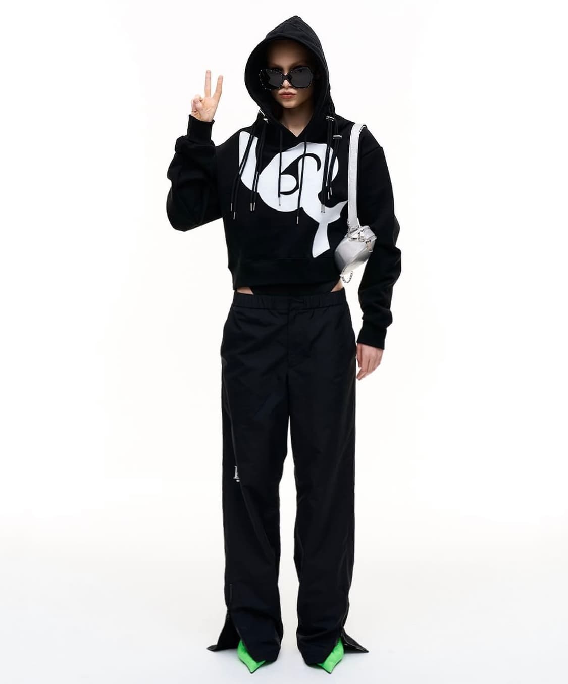 leey 후드티 상품이미지1