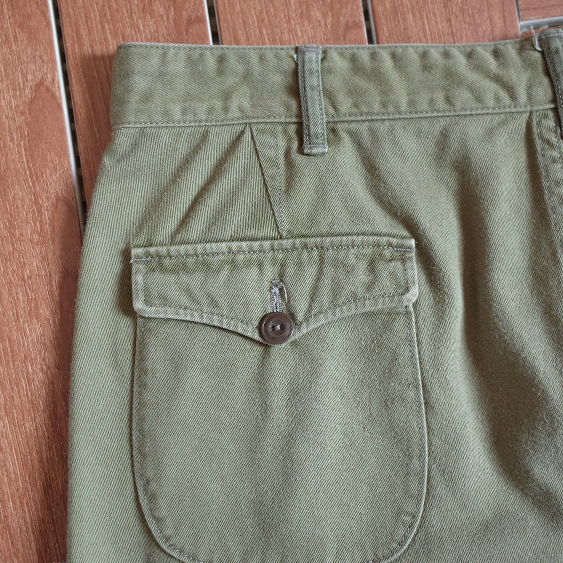 Danton two-tuck chino cotton shorts 상품이미지4