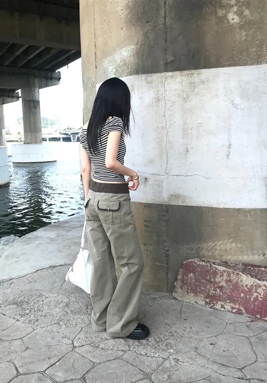 y2k 백포켓 카고 밴딩 로우라이즈 밴딩 롱팬츠 부츠컷 핀터깔 상품이미지6